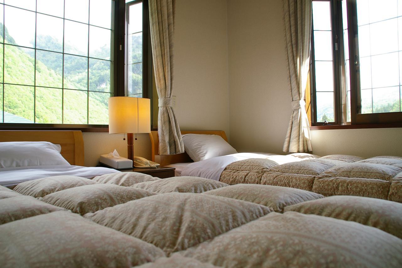 Resort Inn Chirorian Такаяма Экстерьер фото