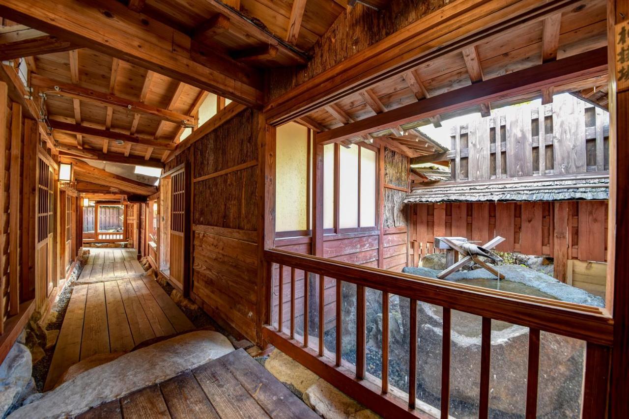 Resort Inn Chirorian Такаяма Экстерьер фото